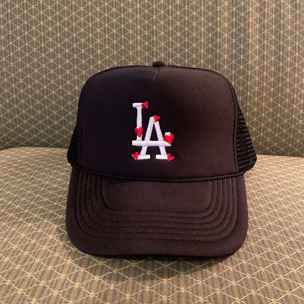 Black trucker hat mesh snap back